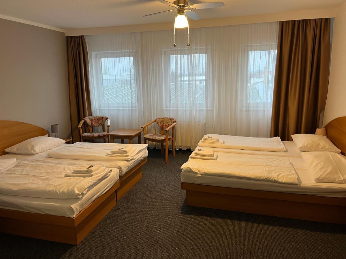Astral'Inn Leipzig Hotel & Restaurant Extérieur photo