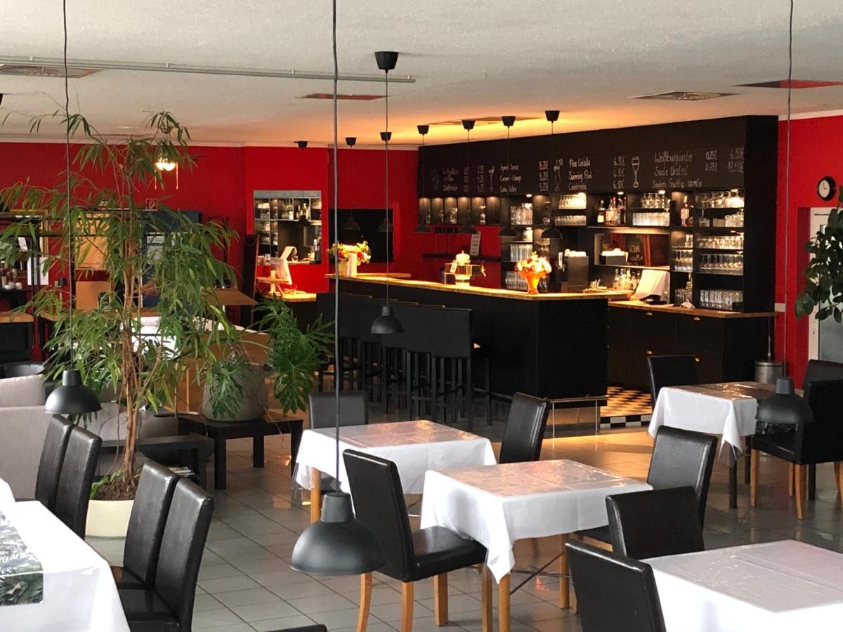 Astral'Inn Leipzig Hotel & Restaurant Extérieur photo